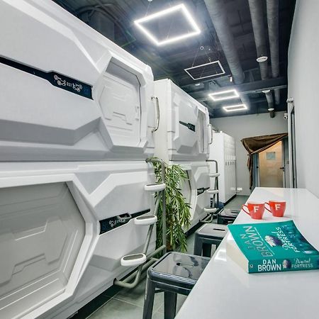 Moonotel Maidan Kiev Ngoại thất bức ảnh