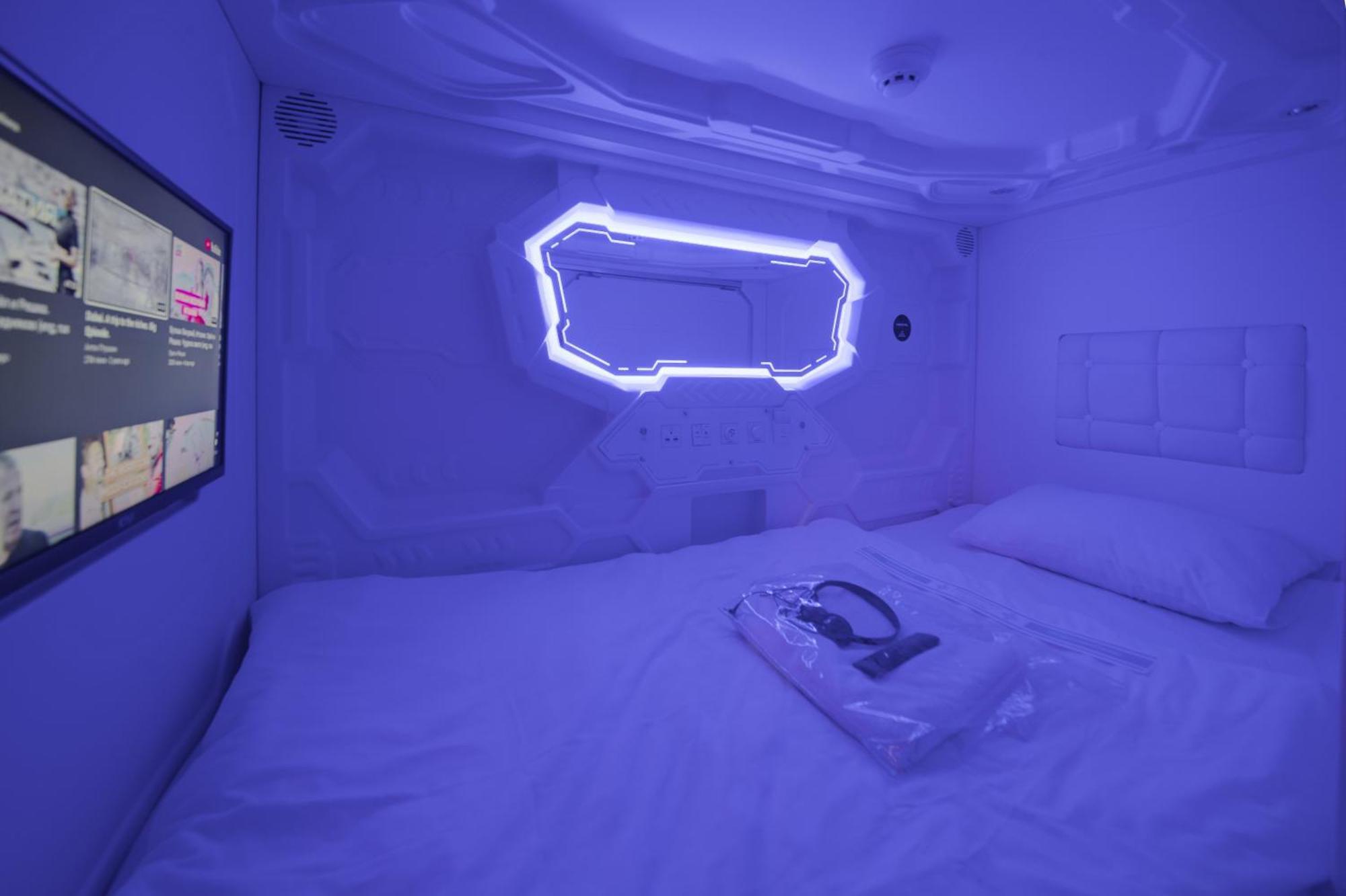 Moonotel Maidan Kiev Ngoại thất bức ảnh